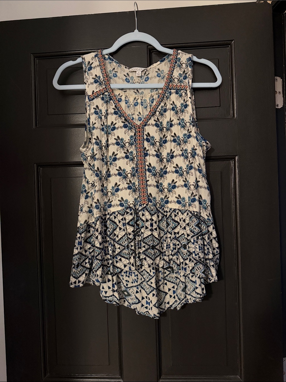 Patrons of Peace Blue Floral High-Low Boho Tank Top size medium